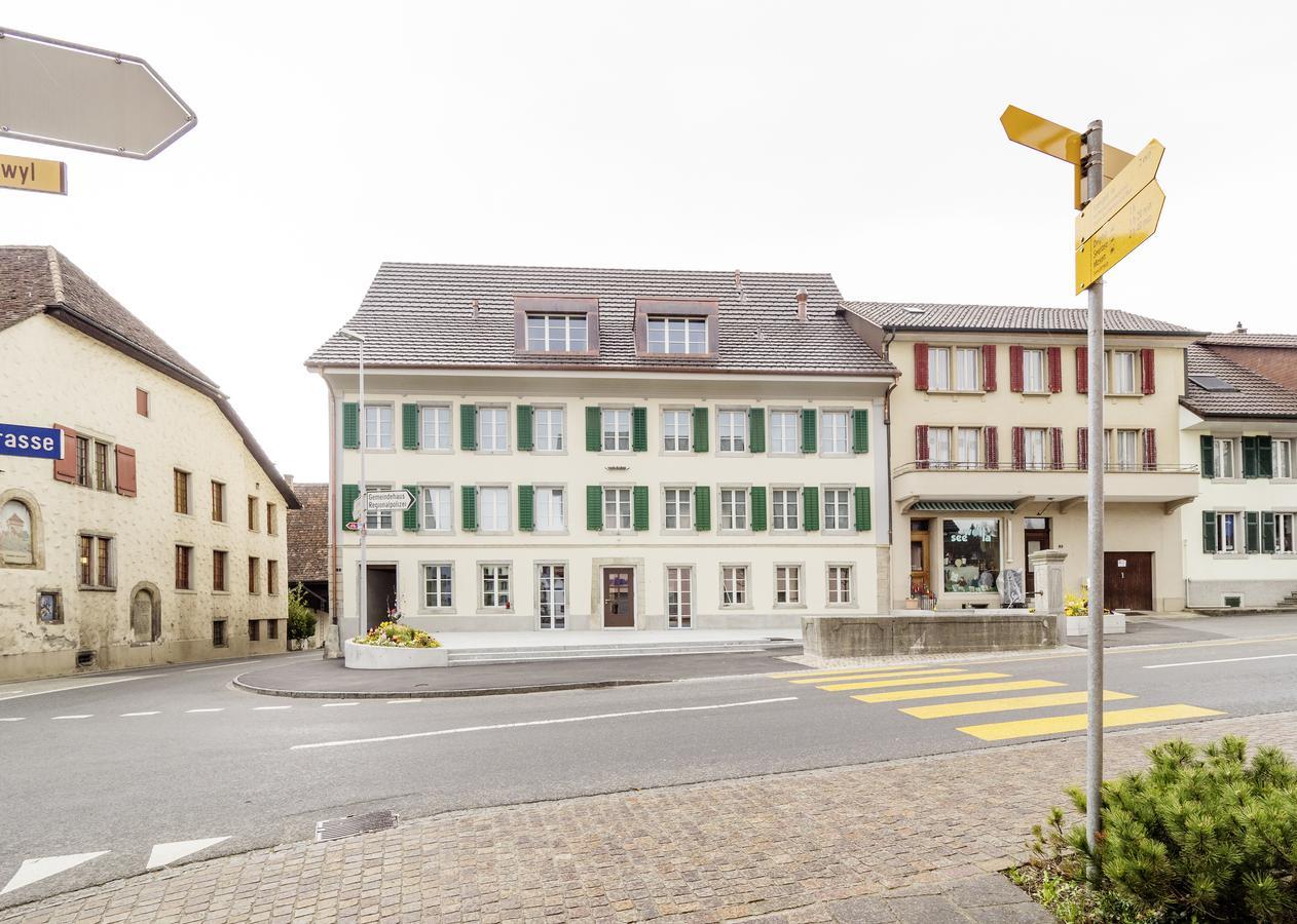 Aparthotel Baeren Seengen Exterior foto